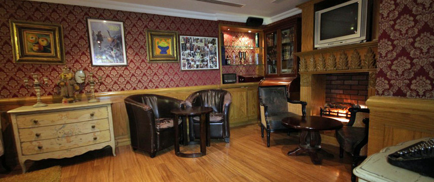 Arabian Courtyard Hotel & Spa - Bar Seating