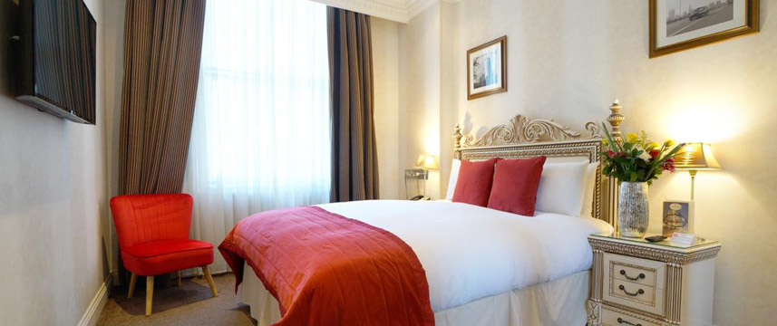 Ashburn Hotel - Queen Double Room