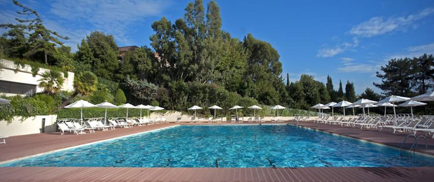 Atahotel Villa Pamphili - Pool