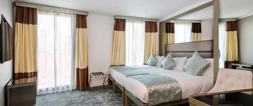 Atrium Hotel Heathrow - Triple Room