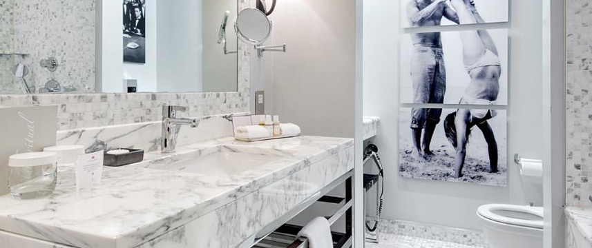 Balmoral Hotel Bathroom