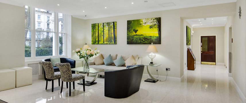 Bayswater Inn - Lobby