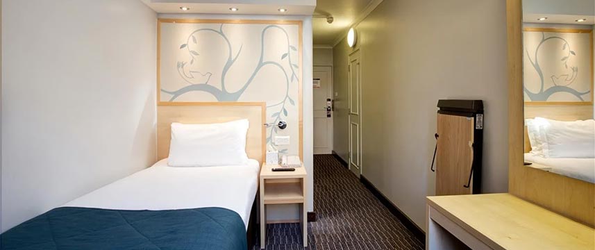 Bedford Hotel - Single Room