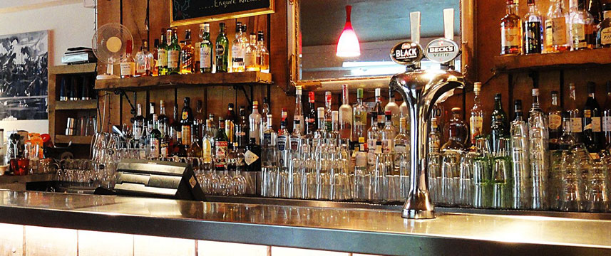 Berkeley Square Hotel - Bar Area