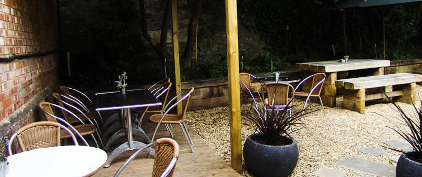 Berkeley Square Hotel - Garden