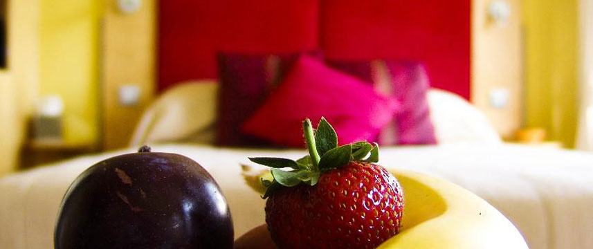 Berkeley Square Hotel - Room Fruit