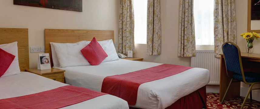 Best Western Greater London - Quad Room