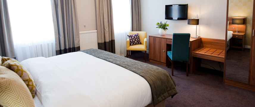 Best Western Mornington Hotel Double Bedroom