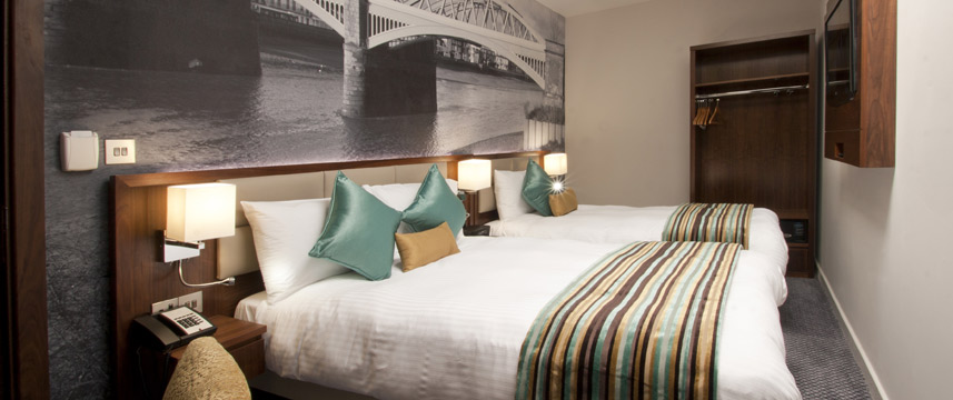 Best Western Plus Seraphine Hammersmith - Triple Room