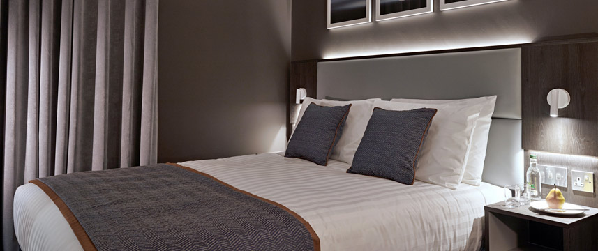 Best Western Plus Vauxhall Hotel - Double Bedroom
