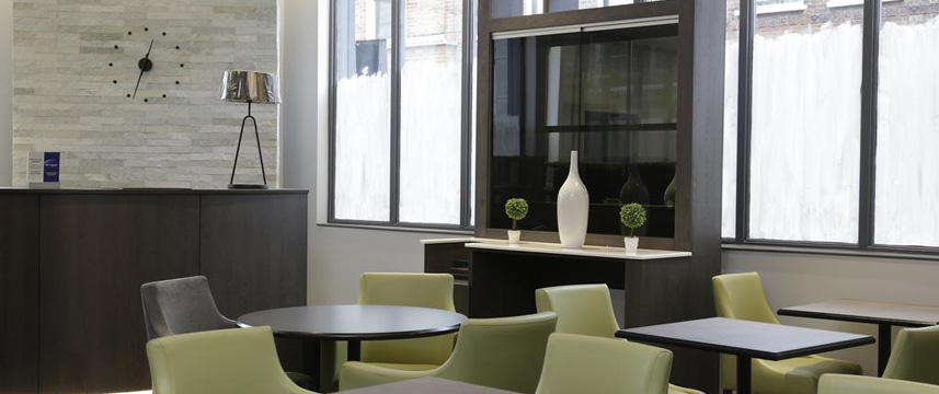 Best Western Plus Vauxhall Hotel - Lobby Seating