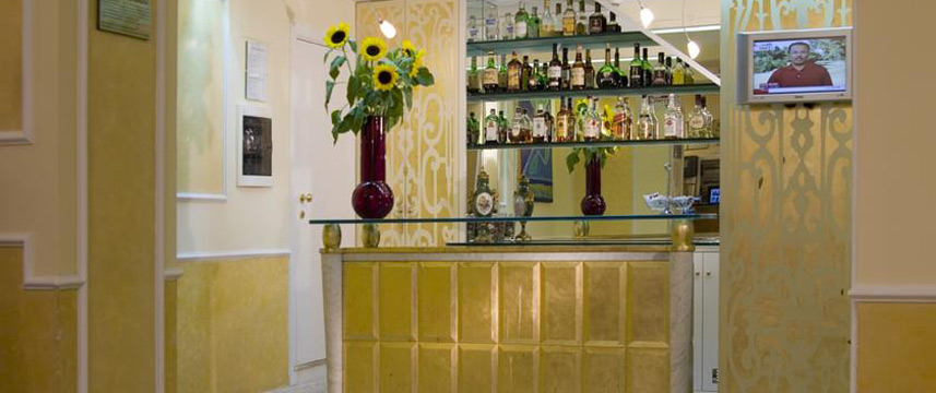 Borromeo Hotel - Bar