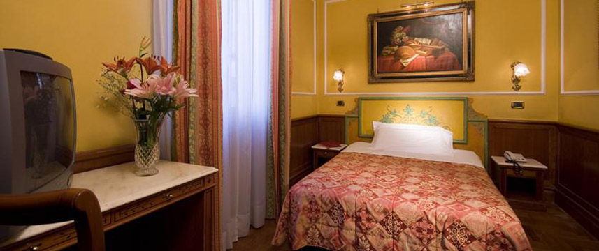 Borromeo Hotel - Single Room