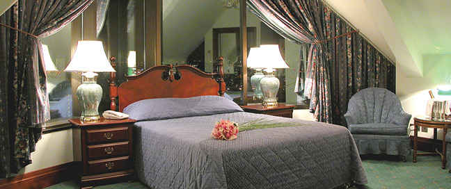 Britannia International Hotel Docklands Penthouse bedroom