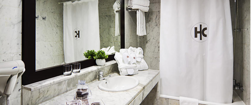 Catalonia Giralda - Bath Room