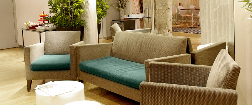 Caumartin Seats Lobby 2