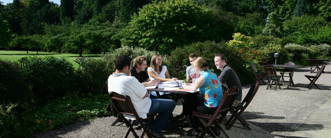 Chancellors Hotel and Conference Centre Outside Seating