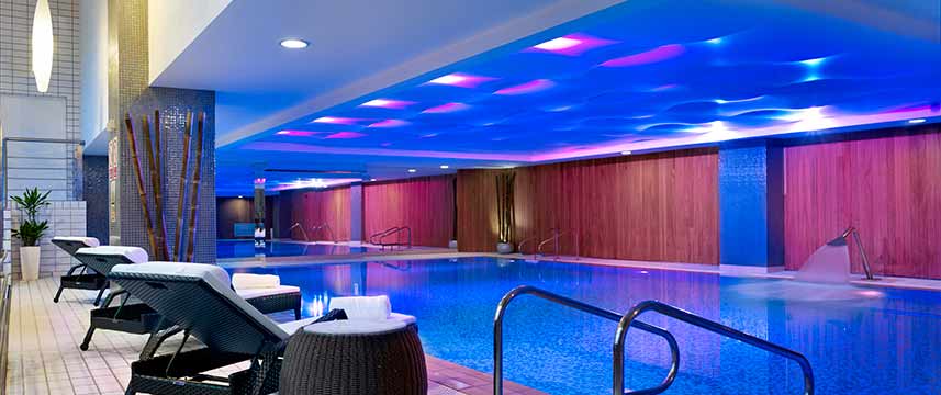 Chelsea Harbour Hotel Pool Side