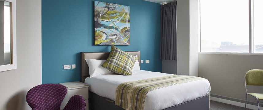 Citrus Hotel Cardiff - Deluxe King