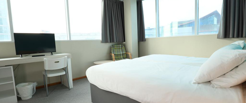 Citrus Hotel Cardiff - Double Room