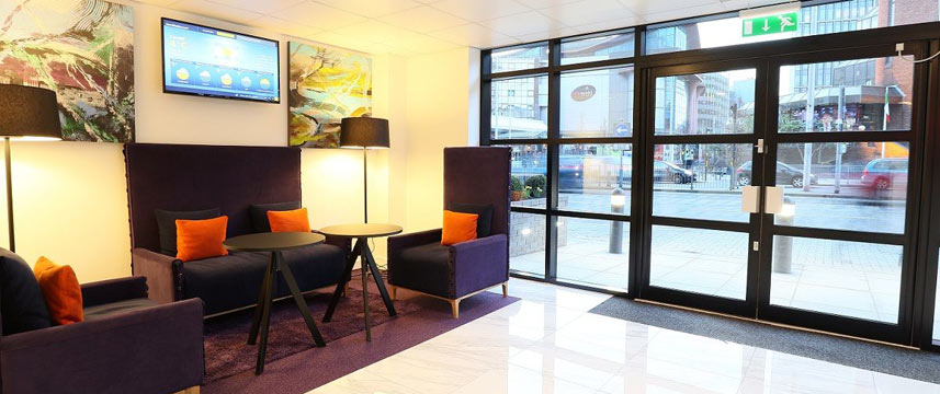 Citrus Hotel Cardiff - Lobby