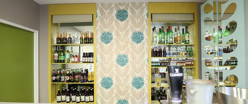 Citrus Hotel Cheltenham - Bar Area