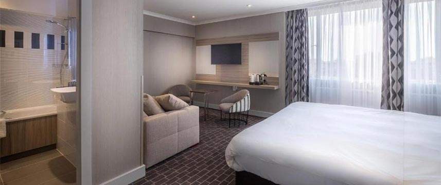 City Sleeper at Royal National Hotel - Bedroom