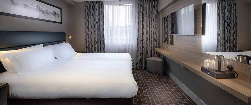 City Sleeper at Royal National Hotel - Twin Bedded Room