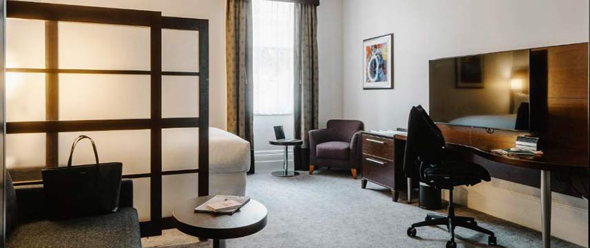 Club Quarters Trafalgar Square - One Room Suite