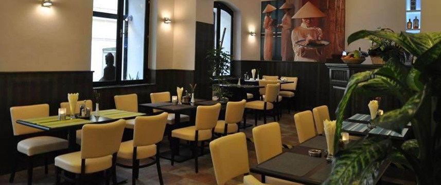 Colloseum U Cerneho Konicka - Dining