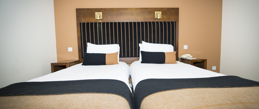 Columba Hotel Inverness - Twin Beds