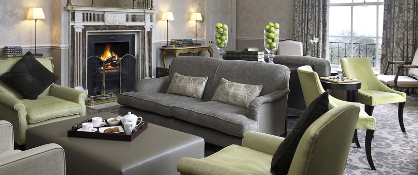 Combe Grove Manor Hotel - Lounge