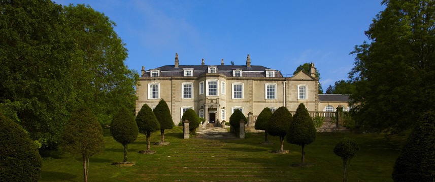 Combe Grove Manor Hotel - Outside