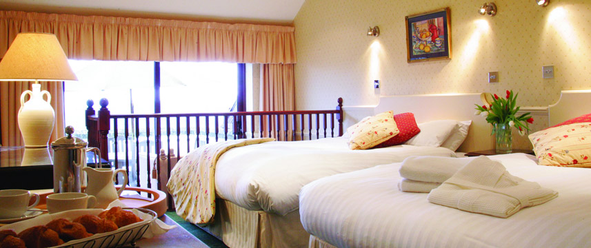 Combe Grove Manor Hotel - Twin