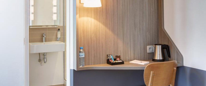 Contact Hotel Hotel Alize Montmartre Room Facilities