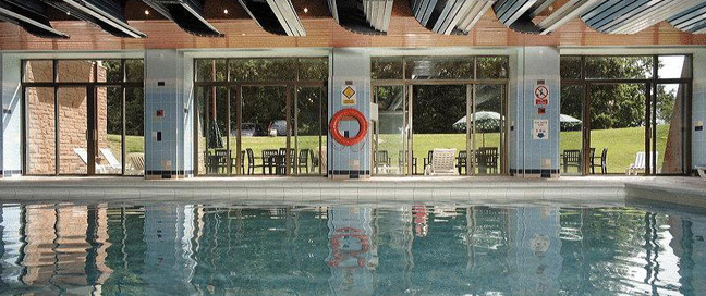 Coppid Beech Hotel - Pool