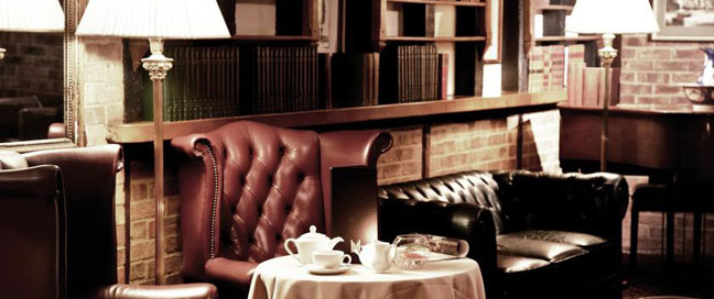 Copthorne Hotel London Gatwick - Library Bar