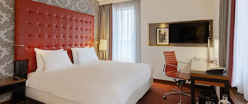 Crowne Plaza Amsterdam South - Corner Room