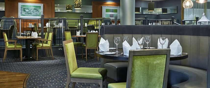 Crowne Plaza Belfast - Restaurant Seating
