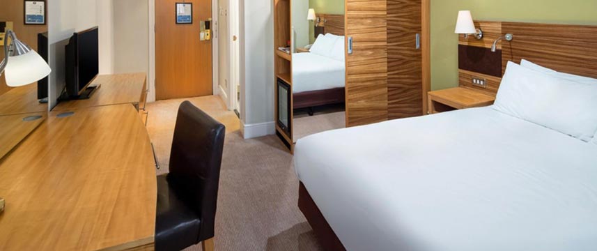 Crowne Plaza Chester - Double Bedded Room