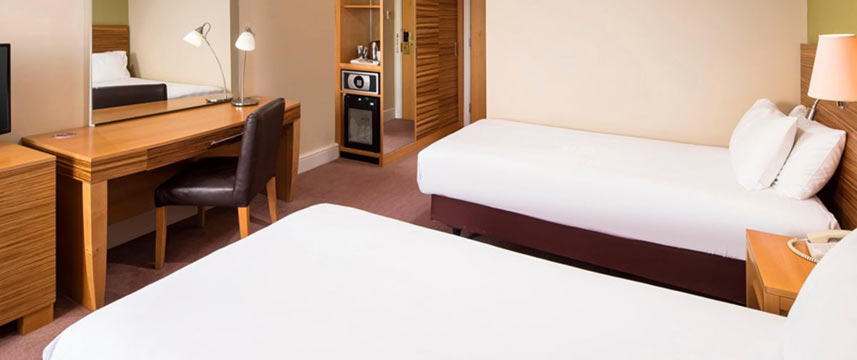 Crowne Plaza Chester - Twin Bedded Room