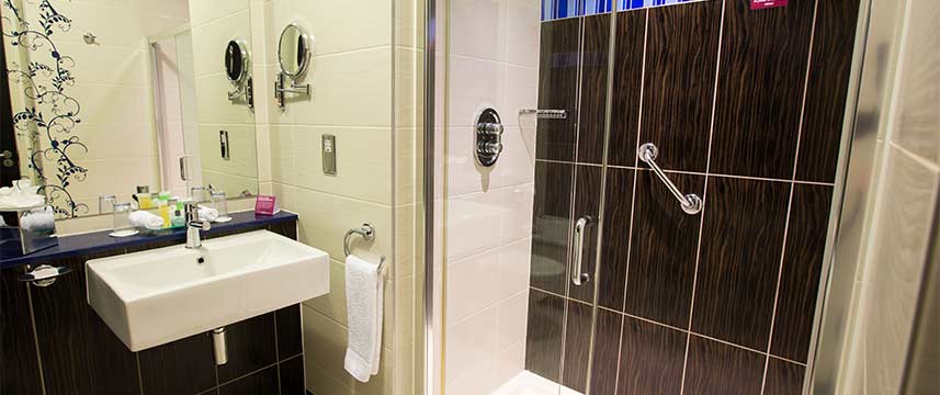 Crowne Plaza Dublin Blanchardstown - Shower Room
