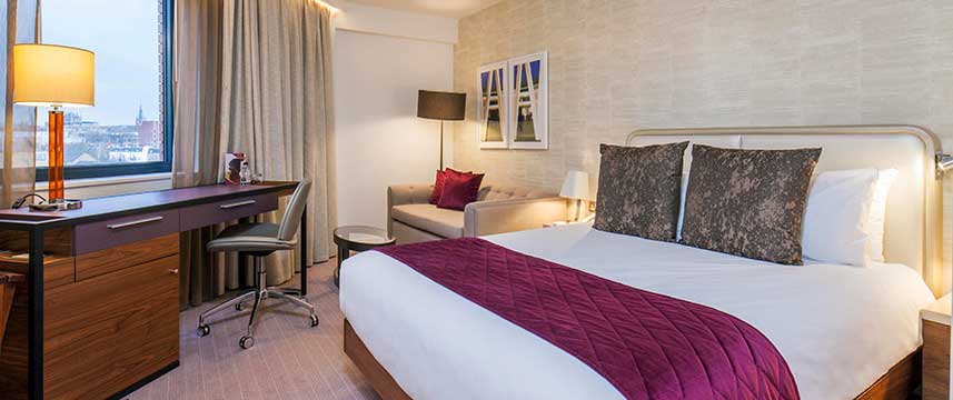 Crowne Plaza Kings Cross Premium Sofa Bed