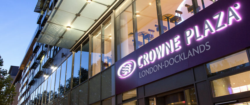 Crowne Plaza London Docklands - Entrance