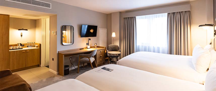 Crowne Plaza London Gatwick Airport - Family Room