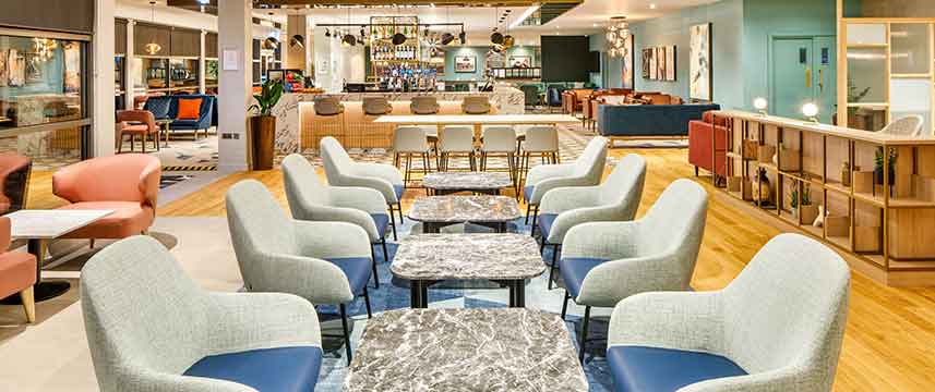 Crowne Plaza Manchester Airport - Lobby