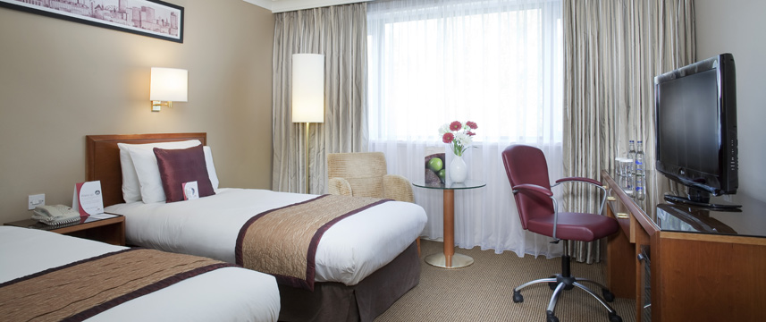 Crowne Plaza Manchester Airport - Twin