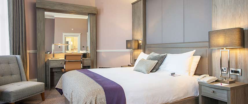 Crowne Plaza Sheffield Premium Room