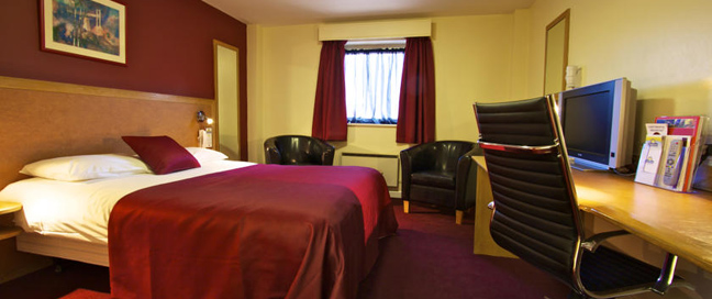 Days Hotel Manchester City Double