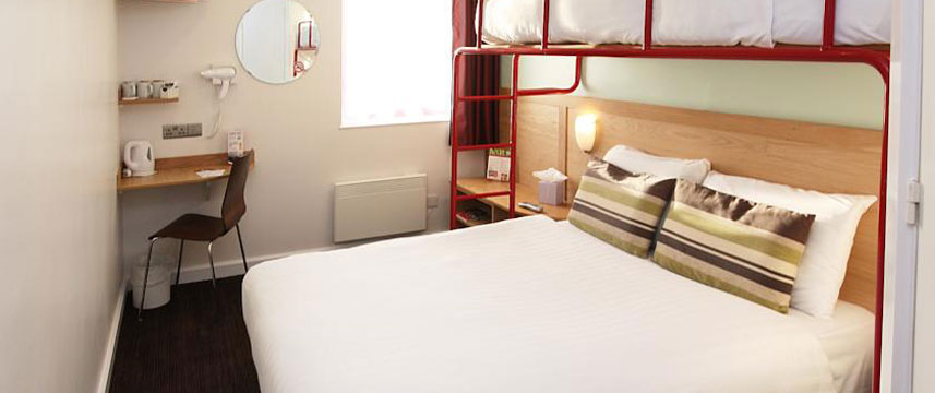 Dolby Hotel Liverpool - Triple Room